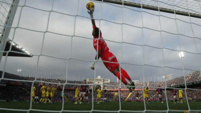 source:CNANews - Las Palmas rovina la festa: Barca sconfitto 2-1