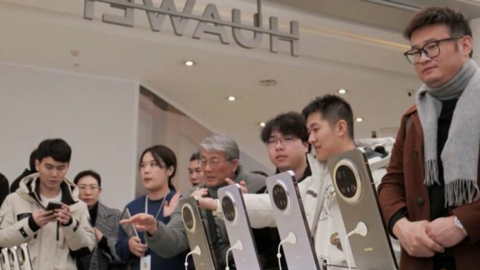 source:CNANews - Huawei Mate 70: Domanda Strabiliante e Nuovo OS