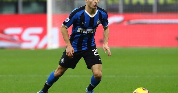 source:Blasting News - Calciomercato: Barella rifiuta l'Al Hilal, scambio Skriniar-Kvaratskhelia in arrivo