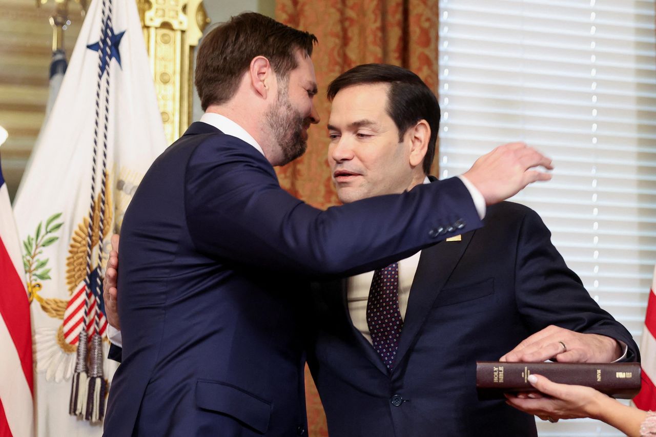 source:AlJazeera - Inizio del mandato di Rubio - Marco Rubio durante la cerimonia di giuramento