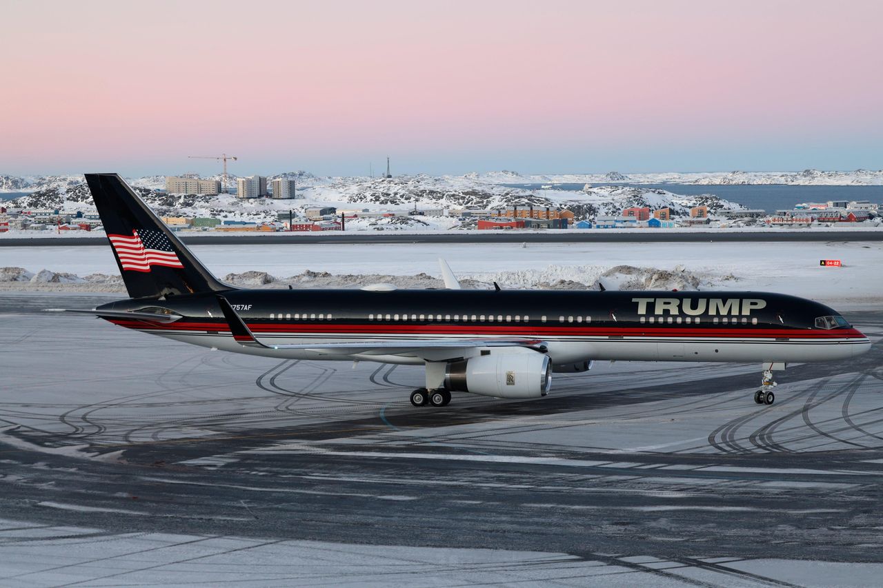 source:Independent - La posizione della Groenlandia e le reazioni internazionali - Donald Trump Jr. è volato in Groenlandia con un aereo 'Trump Force One'.