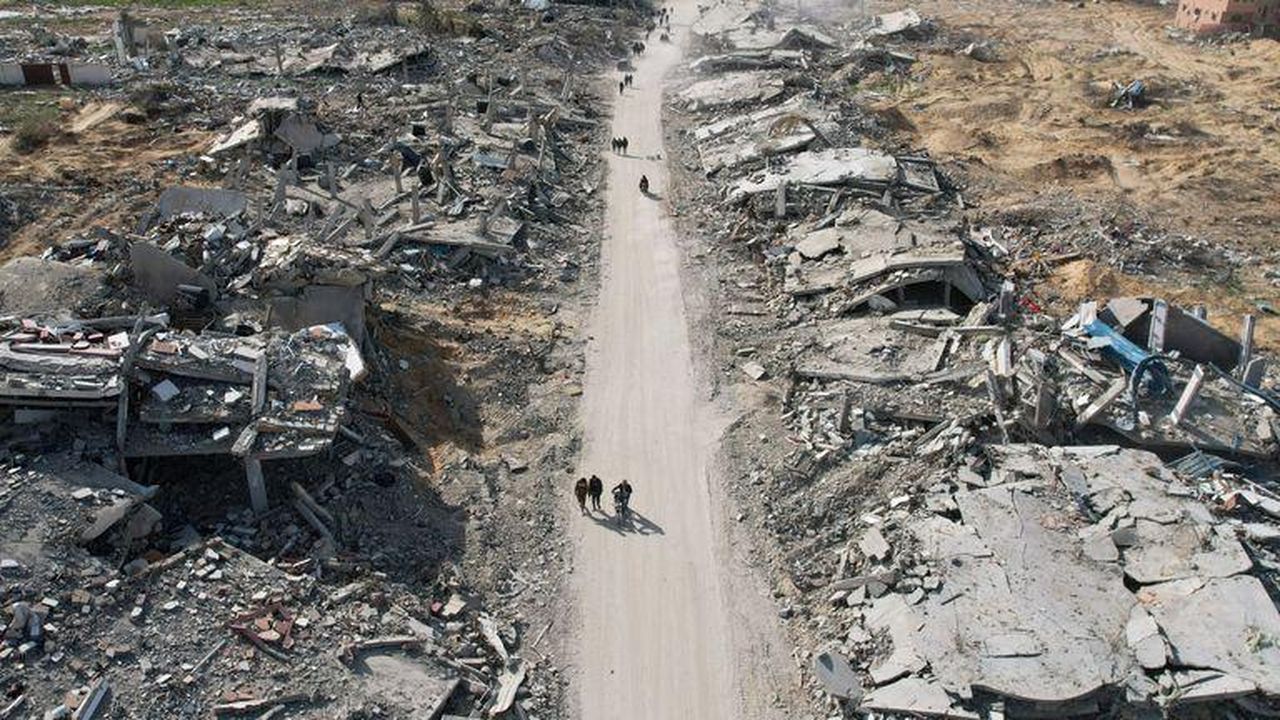 source:SkyNews - La situazione a Gaza e le prospettive future - Una vista aerea mostra i palestinesi che tornano a Rafah