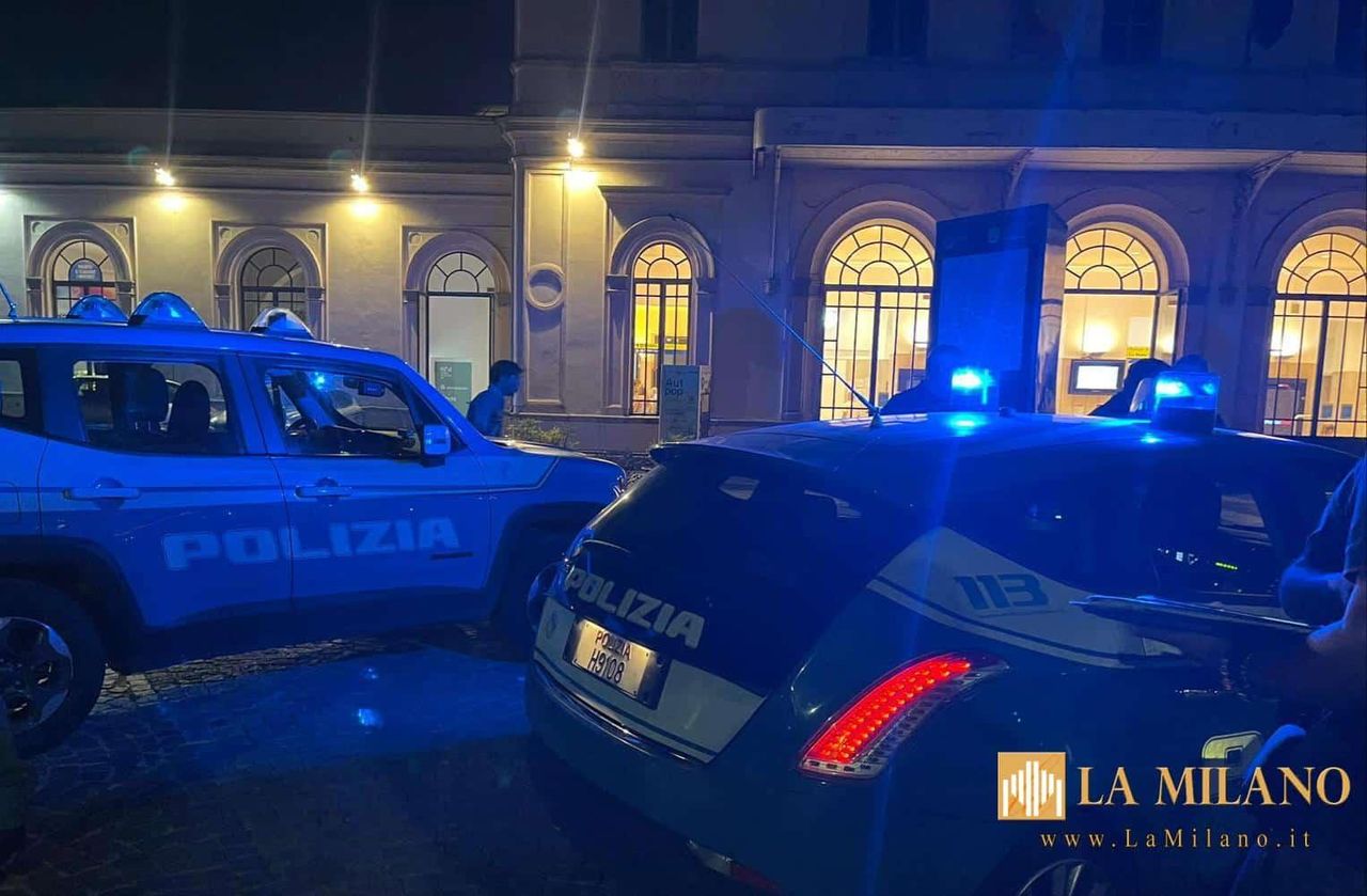 source:lamilano - Un arresto - Monza: Tenta di rapinare, molesta ed aggredisce due passeggeri a bordo del treno, arrestato 18enne